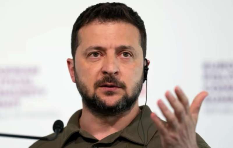 “Найбільш неадекватний суб’єкт у світі”: Зеленський знову дорікнув РФ за відсутність “меморандуму”