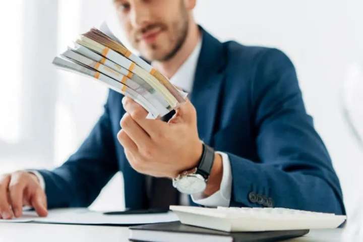 Більше тисячі жителів Хмельниччини отримали бізнес-гранти