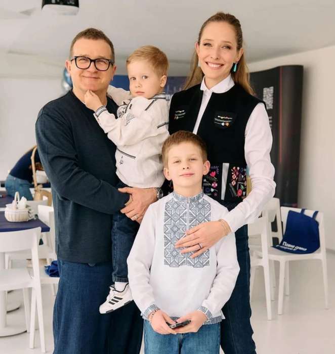 “Ваших дітей так само прийдуть “спасать””: Осадча звернулася до батьків, які досі спілкуються російською