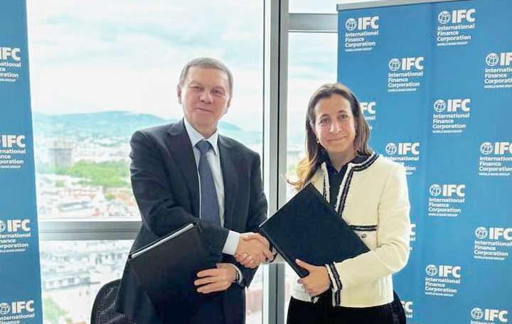 Важливий крок до створення нової багатопрофільної лікарні: міський голова Сергій Моргунов підписав угоду з Міжнародною фінансовою корпорацією (IFC)