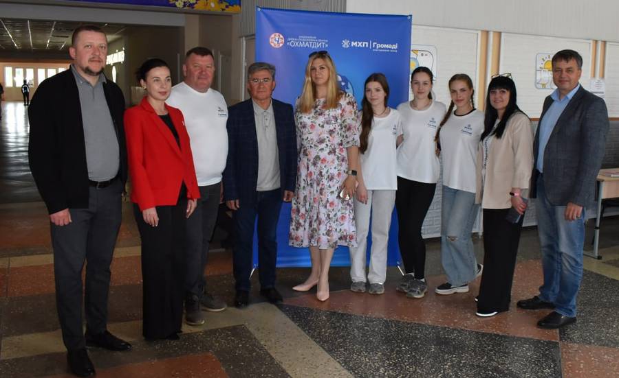 Лікарі «Охматдиту» обстежили понад 300 дітей у Бершаді — виїзна медична допомога від БФ «МХП-Громаді»