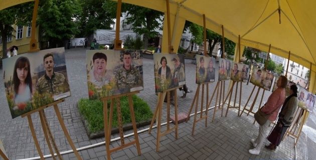 Присвячується мамам полеглих захисників