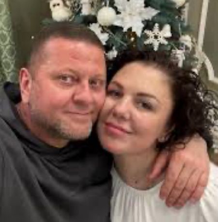 Немає спільних дітей за 20 років: що відомо про дружину Залужного