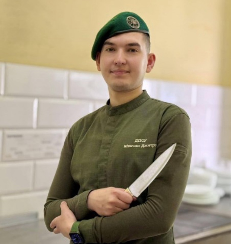 Столичний шеф-кухар змінив ресторан на солдатську їдальню у Вінницькій області