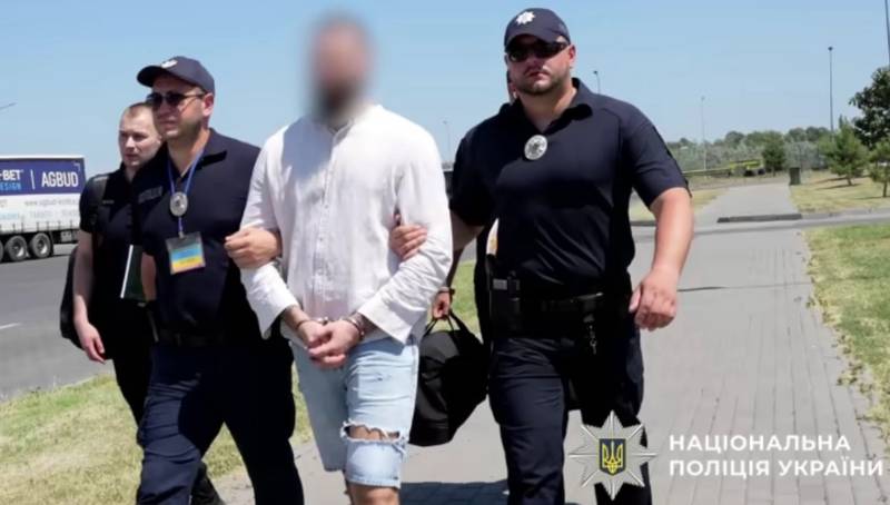 В Україну з Румунії екстрадували організатора злочинної групи паліїв