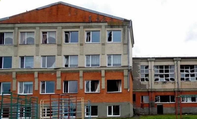 Окупанти пошкодили 110 навчальних закладів у Хмельницькій області