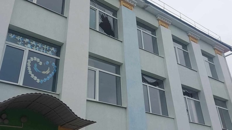Росія пошкодила 110 закладів освіти на Хмельниччині