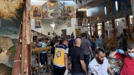 Смертник убив щонайменше 20 людей у християнській церкві в Дамаску – Reuters