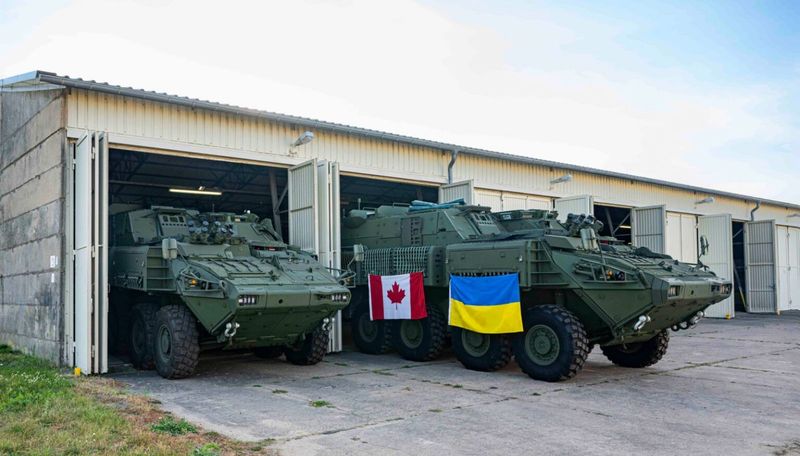 Канада передасть Україні велику партію бронетехніки
