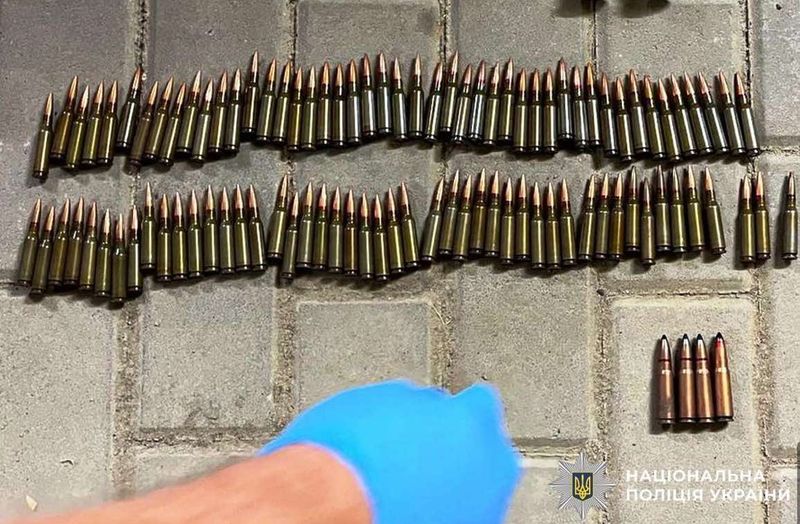 Гранатомет, тротил і набої виявили у 50-річного жителя Гайсинського району