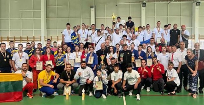 10 медалей на чемпіонаті Європи з універсального бою здобули вінницькі спортсмени