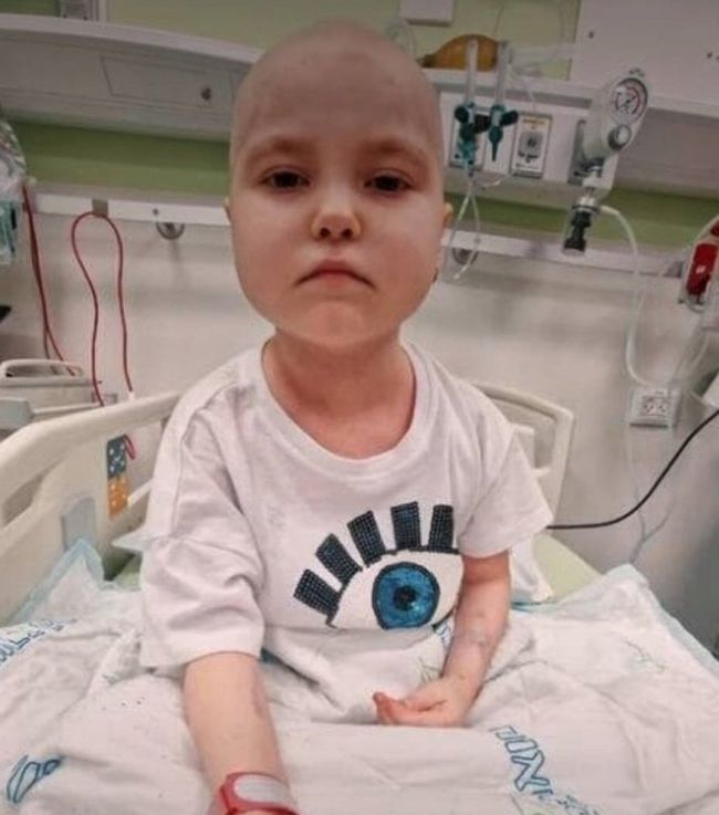 В результаті влучання іранської ракети в житловий будинок в Ізраїлі загинула сім’я з України