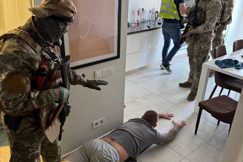 В Україні викрито ще одну схему переправлення ухилянтів за кордон