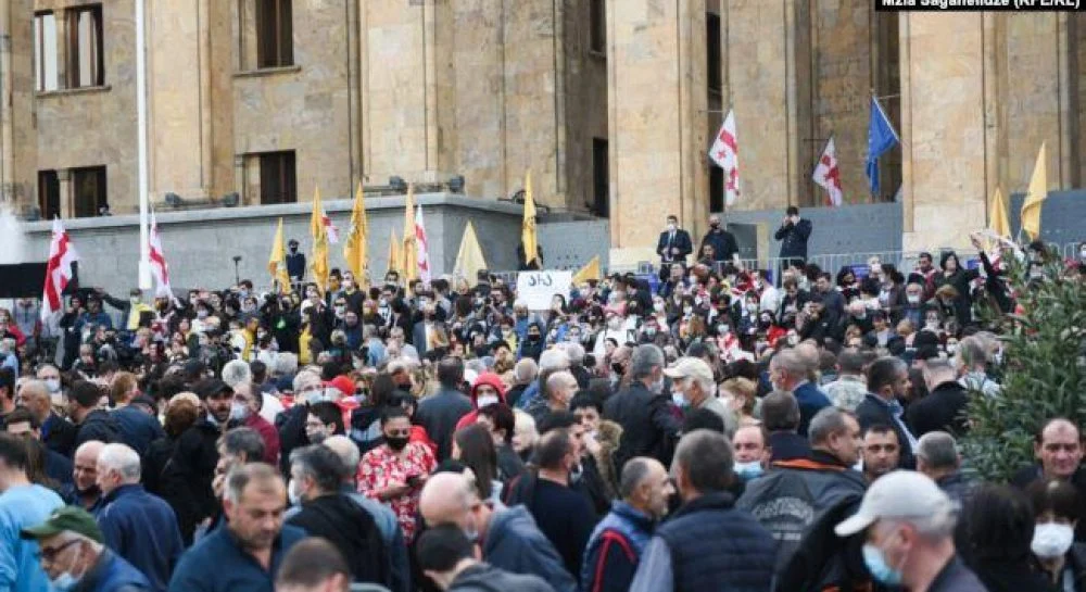 Тисячі людей у Грузії вийшли на акцію протесту