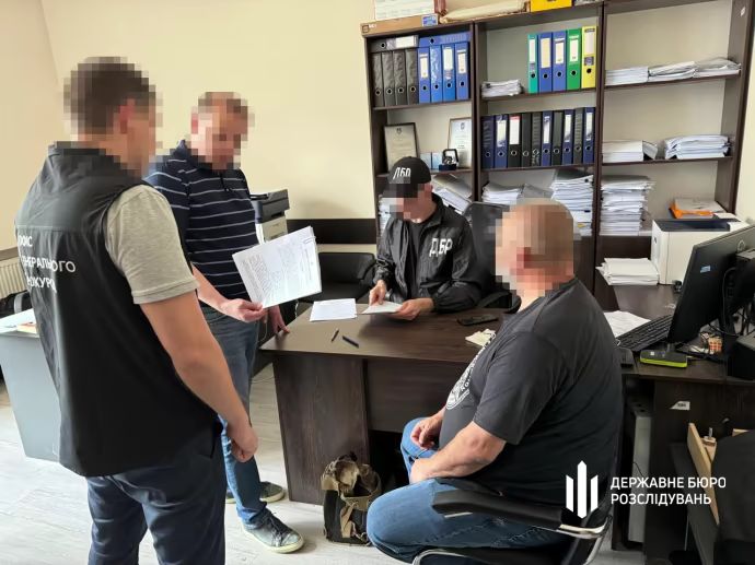 Підозрюють у незаконному збагаченні на 12 мільйонів колишнього керівника управління сил логістики ЗСУ