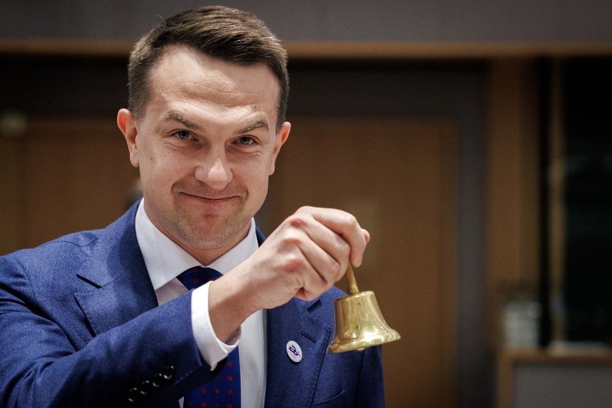 Польський міністр закликав Орбана запитати угорців Закарпаття про їхнє прагнення до ЄС