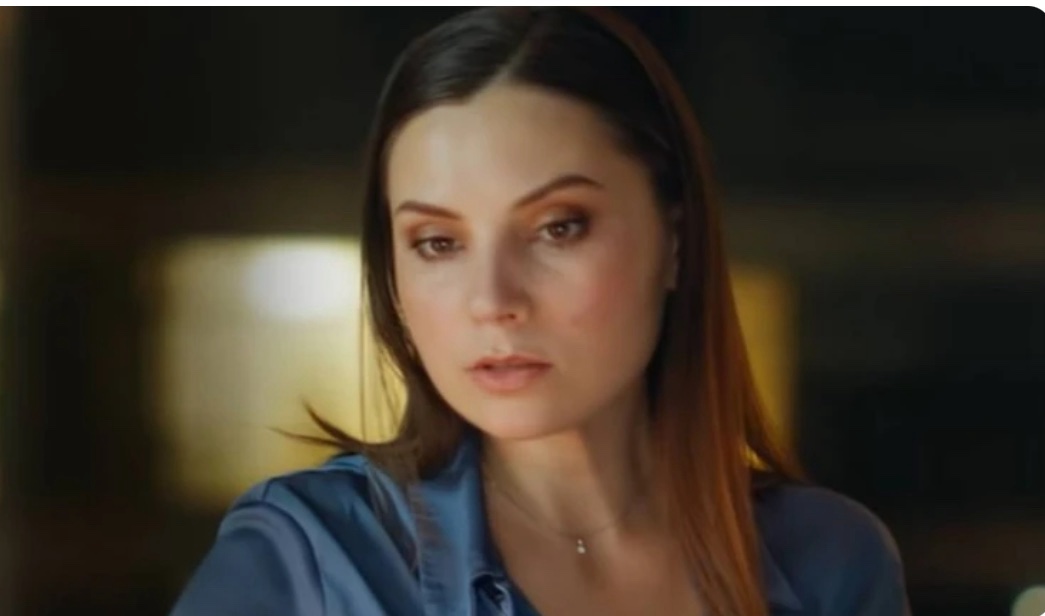 Популярна акторка Антоніна Хижняк пояснила, як потрапила на відео Білого Дому