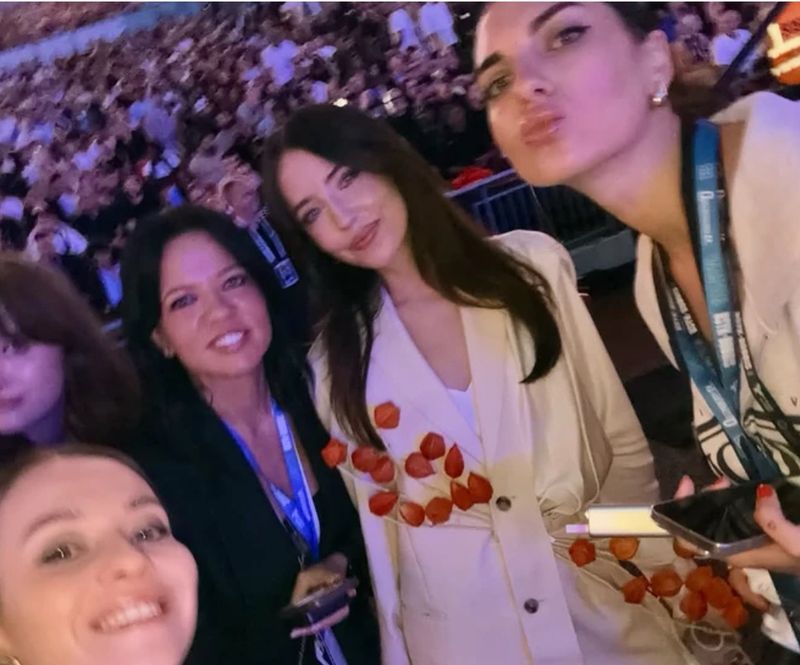 Фреймут, онука Ротару, Горова, Дімопулос та Полякова повболівали за Усика на Вемблі у Лондоні