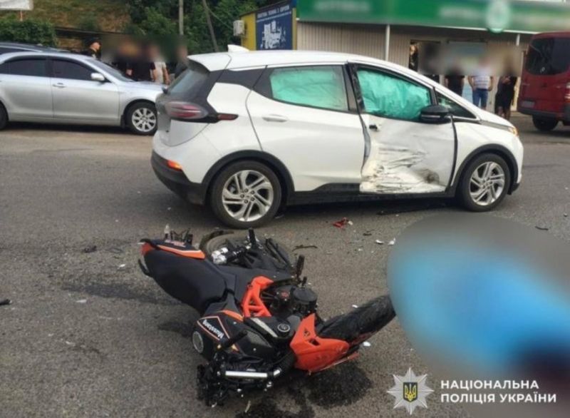 31-річний мотоцикліст загинув у ДТП біля Ободівки