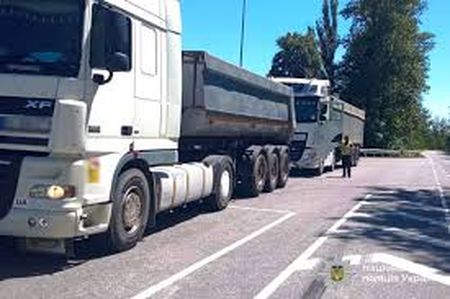 Сезонні обмеження для фур вводить поліція Вінниччини