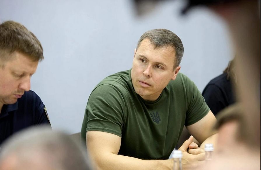 “Не розумію для чого Єрмаку прем’єрство. Хоча може бути що завгодно”