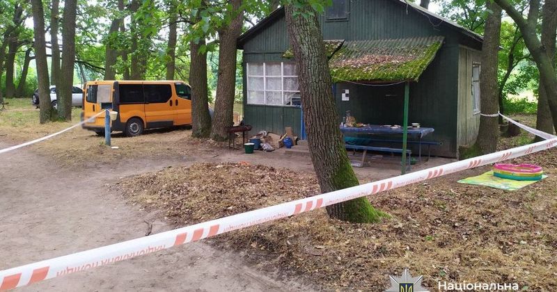 Жінка заколола шампуром свого чоловіка