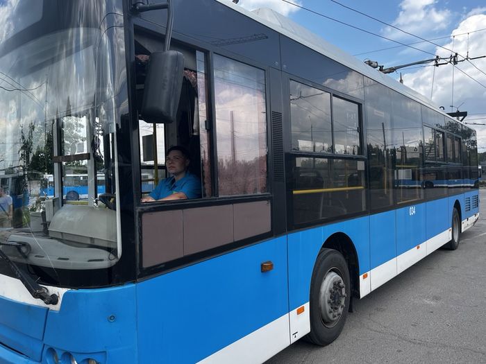 Водійка без досвіду змінила своє життя, сівши за кермо вінницького тролейбуса