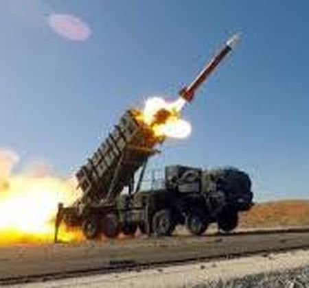 США зупинили поставку зброї Україні