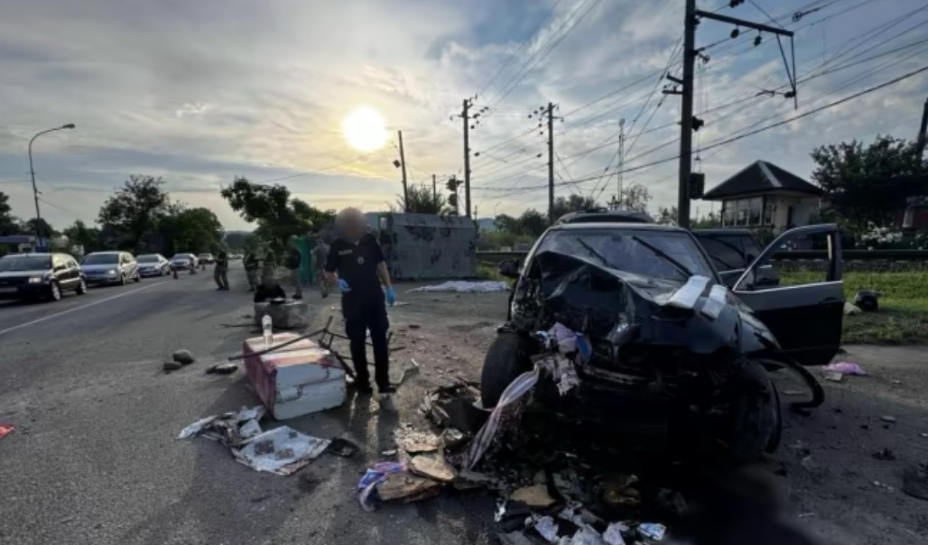 Пʼяна жінка  в’їхала в блокпост