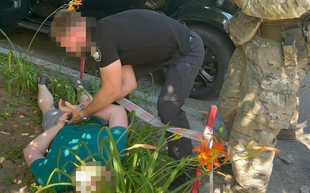 За оформлення допомоги родині загиблого військового родич ТЦКашника вимагав винагороду