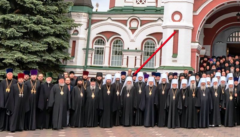 Переглянути рішення про позбавлення громадянства митрополита  Онуфрія просять в УПЦ