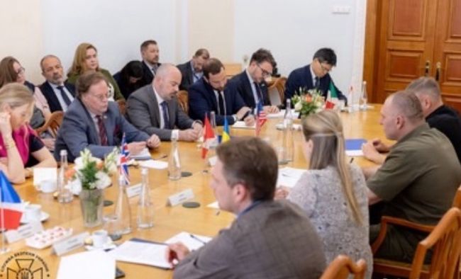 СБУ буде й надалі викорінювати російських агентів у будь-якому державному органі України, – Василь Малюк на зустрічі з G7