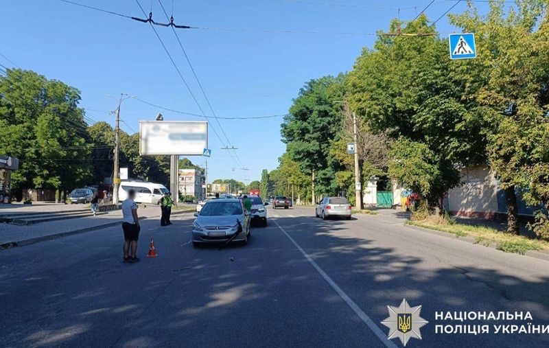 Поліцейські Вінниччини розслідують обставини двох ДТП, у яких постраждали пішоходи