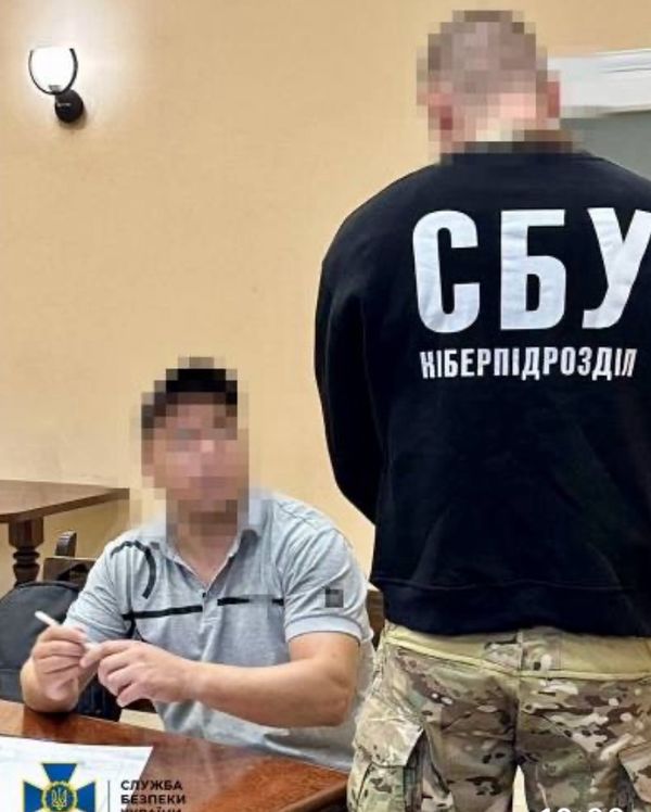 Продавець дитячих колясок виявився агентом ворога