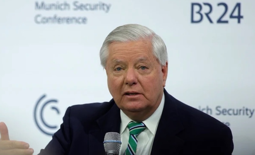 Зверхній Кремль «попустив» сенатор США