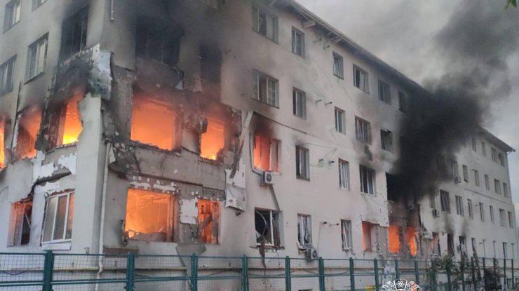 7 загиблих та 23 поранених: Кількість постраждалих від атаки РФ по Харкову зросла