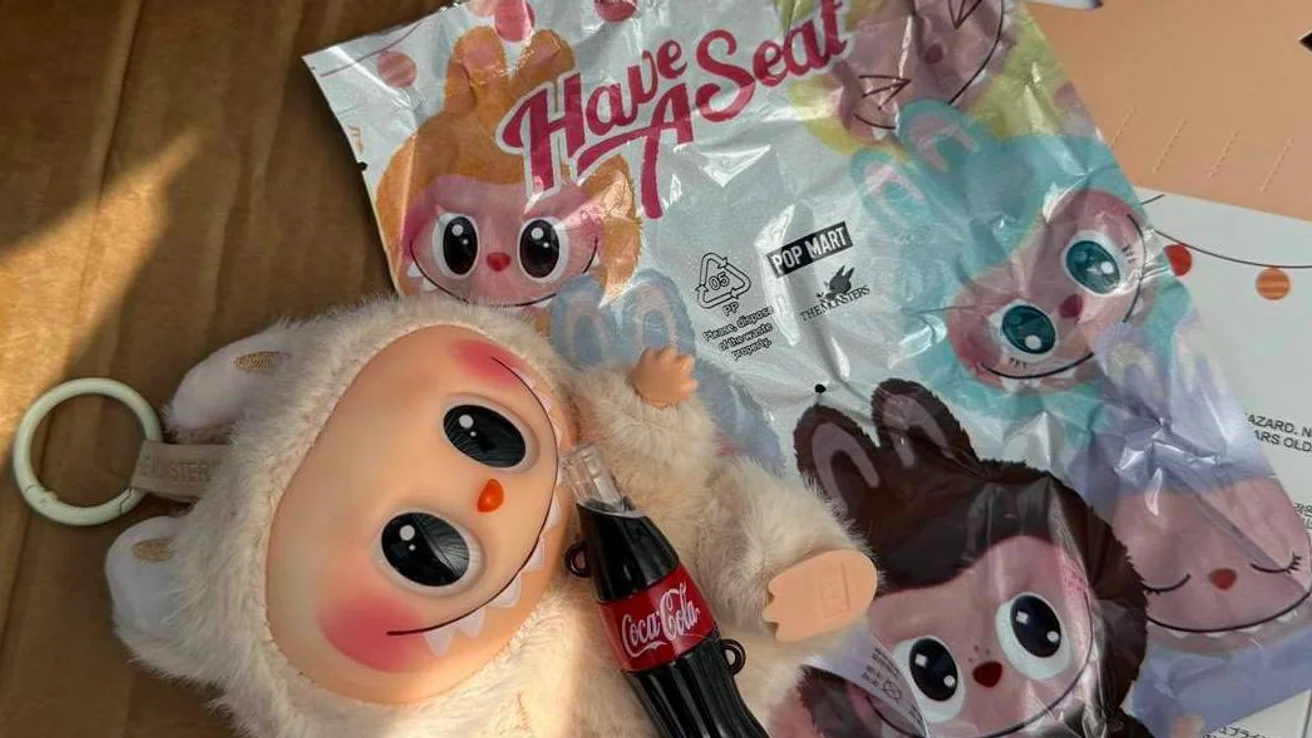 Митниця зупинила на кордоні тисячі контрафактних «Лабубу»