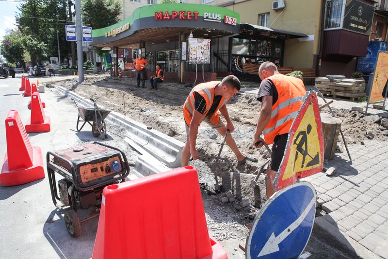 Перший безбар’єрний маршрут: у Вінниці адаптують зупинки, Прозорий офіс та долучають до процесу ветеранів