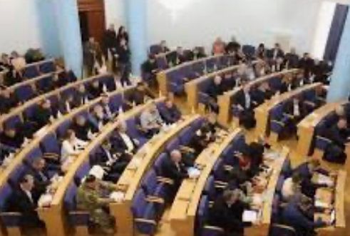 Дерибан по-тихому: земля інфекційної лікарні вже пішла