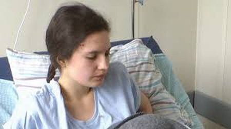 Дівчина вижила після падіння з 9-го поверху під час сьогоднішньої атаки на Київ