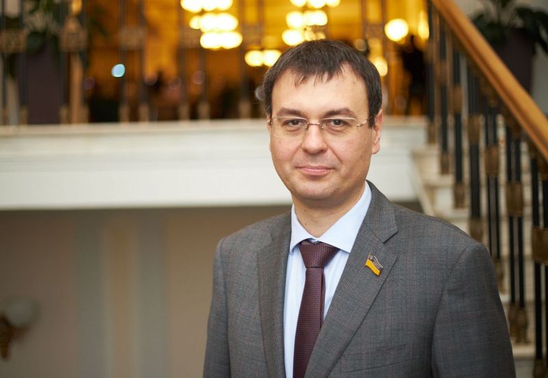 Треба скасувати спецпенсії і провести пенсійну реформу, – нардеп