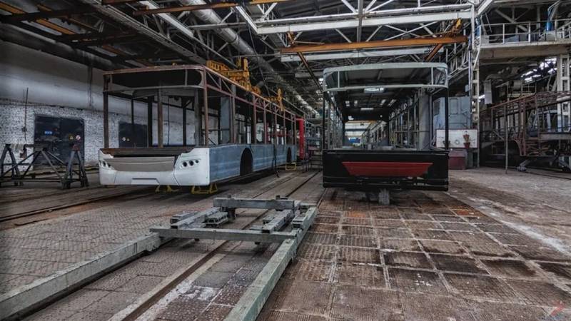 Російський олігарх знищив ЛАЗ