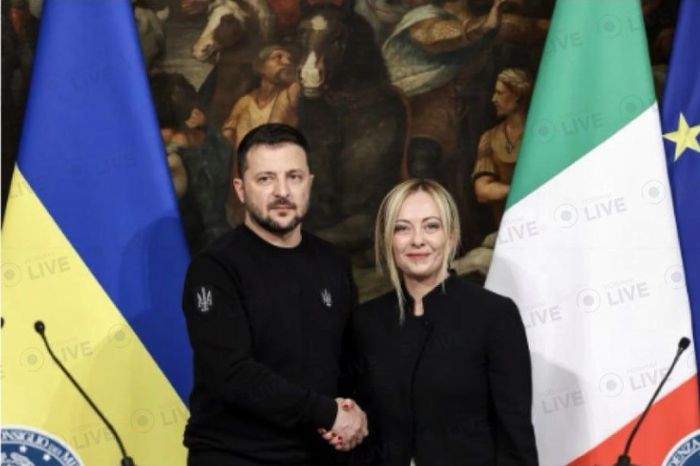 Європейські лідери обговорюють зобов’язання протягом 24 годин надавати Україні військову підтримку в разі нового нападу росії, — Bloomberg