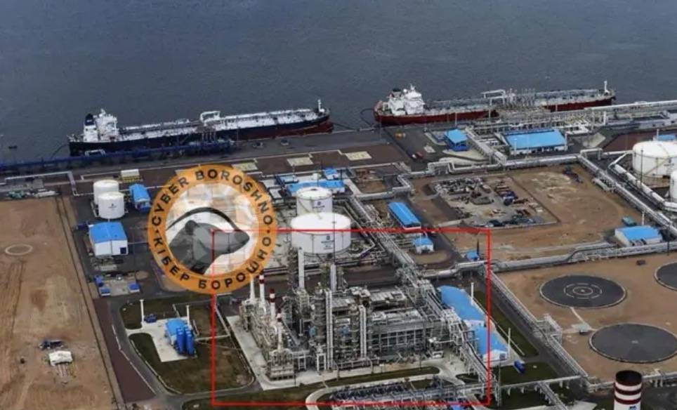 Українські дрони вразили один із найбільших газових заводів у Росії. Що відомо про наслідки.