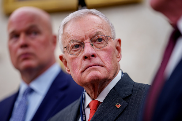 Удар РФ по Києву ставить під загрозу мирні зусилля Трампа