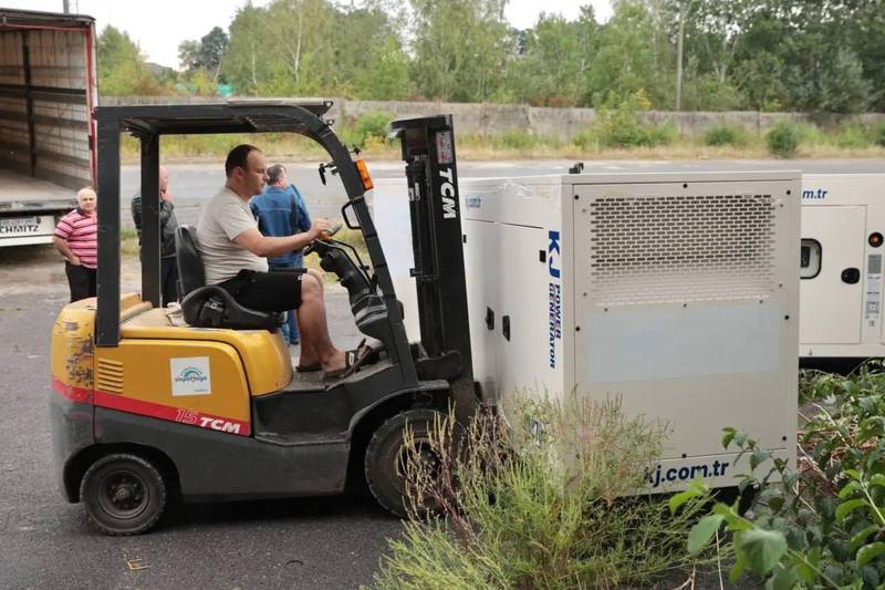 Вінницьким підприємствам передали 58 генераторів