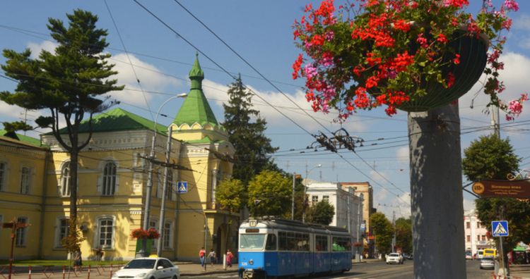 Вітаю, красуне моя! (вірш)