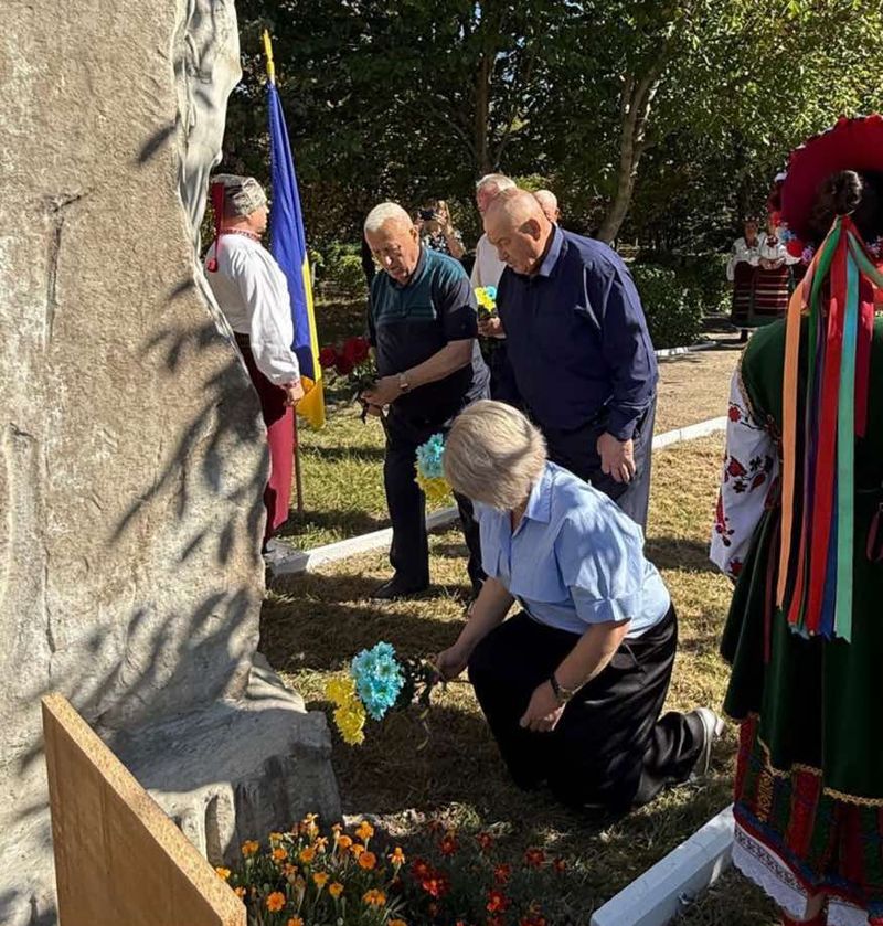 Василя Стуса. вшанували на малій батьківщині у Вінницькій області