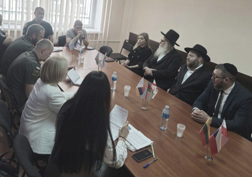 Більше 40 тисяч хасидів добиратимуться через Вінниччину до Умані