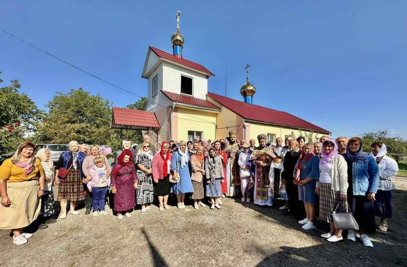 Урочисте богослужіння у чоловічому монастирі ПЦУ